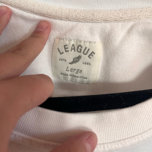 Elon University sweatshirt - Picture 2 of 3